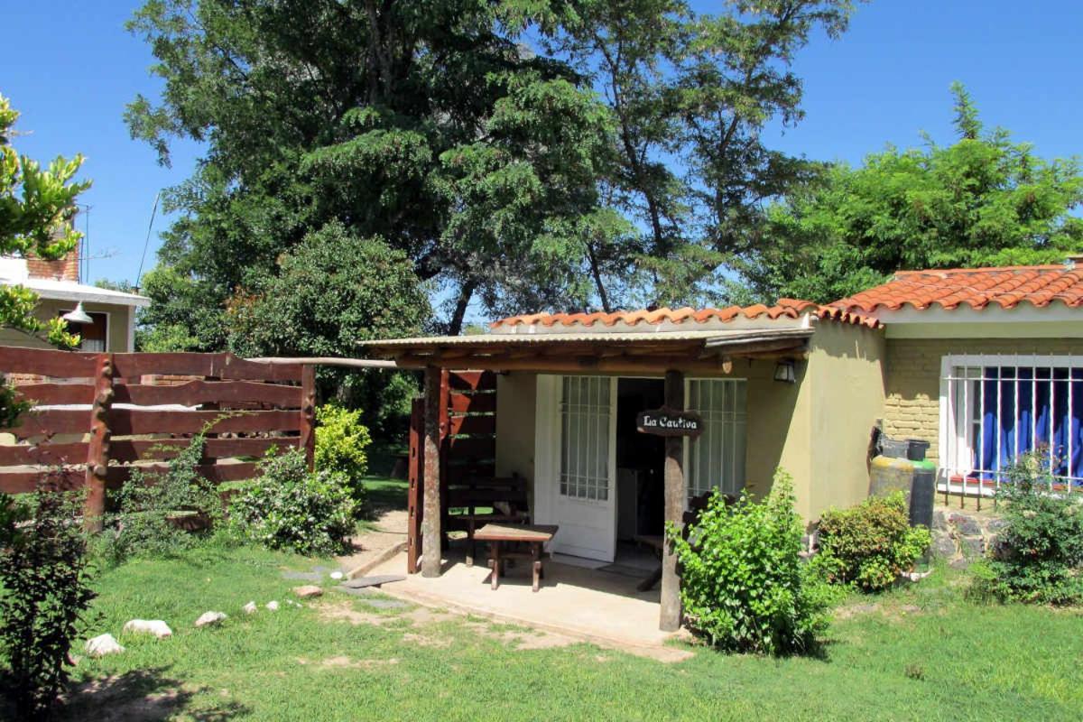 Luna Cautiva Casa De Campo Hotel Santa Rosa de Calamuchita Bagian luar foto